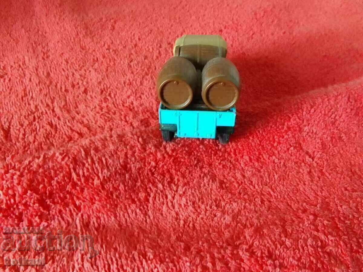 Vechi camion cu cutie de chibrituri din metal 1973 model Anglia de ieri - 5