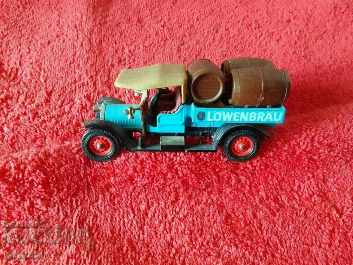 Vechi camion cu cutie de chibrituri din metal 1973 model Anglia de ieri