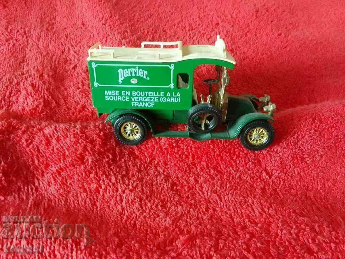 Livrarea Camion cu cutie de chibrituri din metal vechi 1983 Anglia Anglia Renault