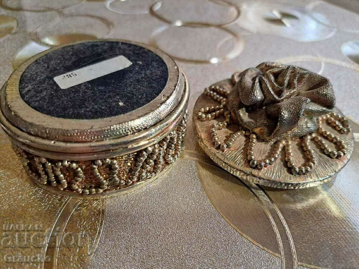 Exquisite metal jewelry box - 5 Exquisite metal jewelry box - 5