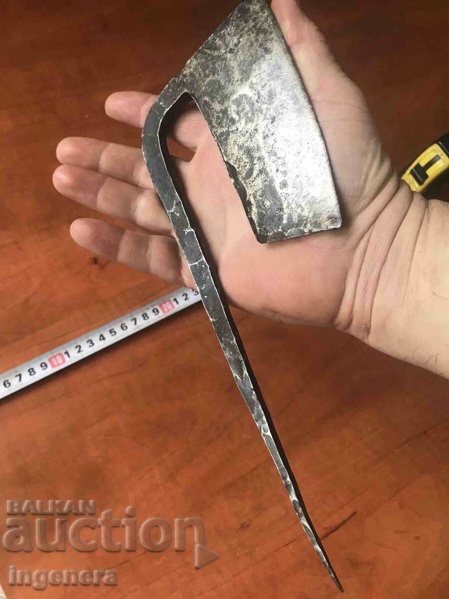 Auction SATURN BLADE FORGED TOOL ANTIQUE AX Auction SATURN BLADE FORGED TOOL ANTIQUE AX