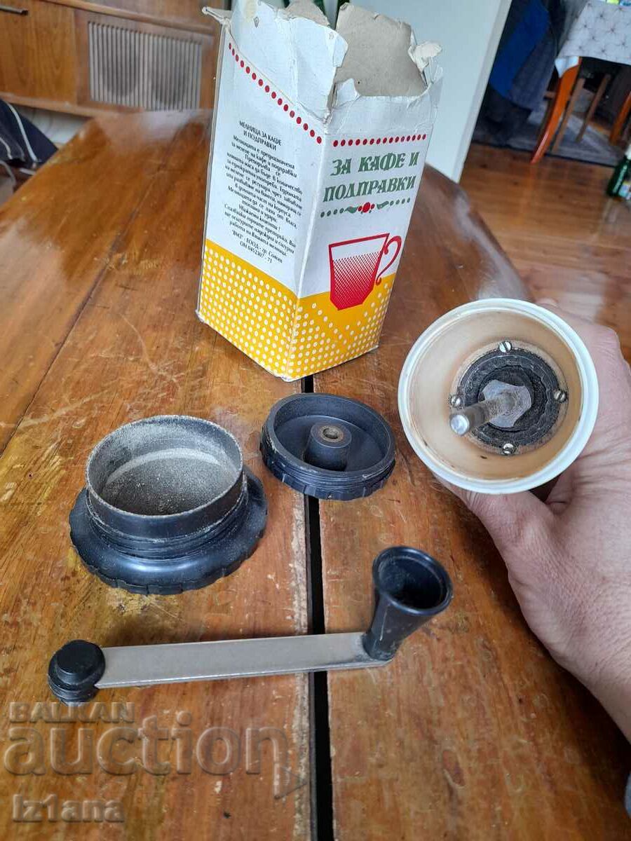 Auction Old coffee grinder, grinder, coffee grinder Auction Old coffee grinder, grinder, coffee grinder