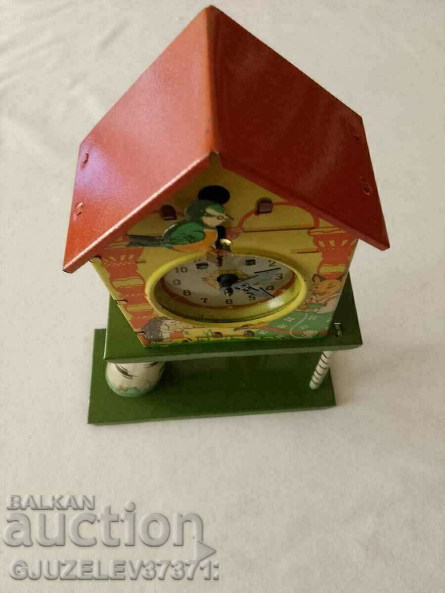 Delivery of A children's toy, a rare roll-up house with Delivery of A children's toy, a rare roll-up house with