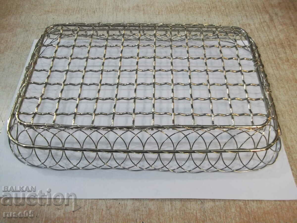 Fruitiera metal filigree with price 7.00 BGN | € 3.58 Fruitiera metal filigree with price 7.00 BGN | € 3.58