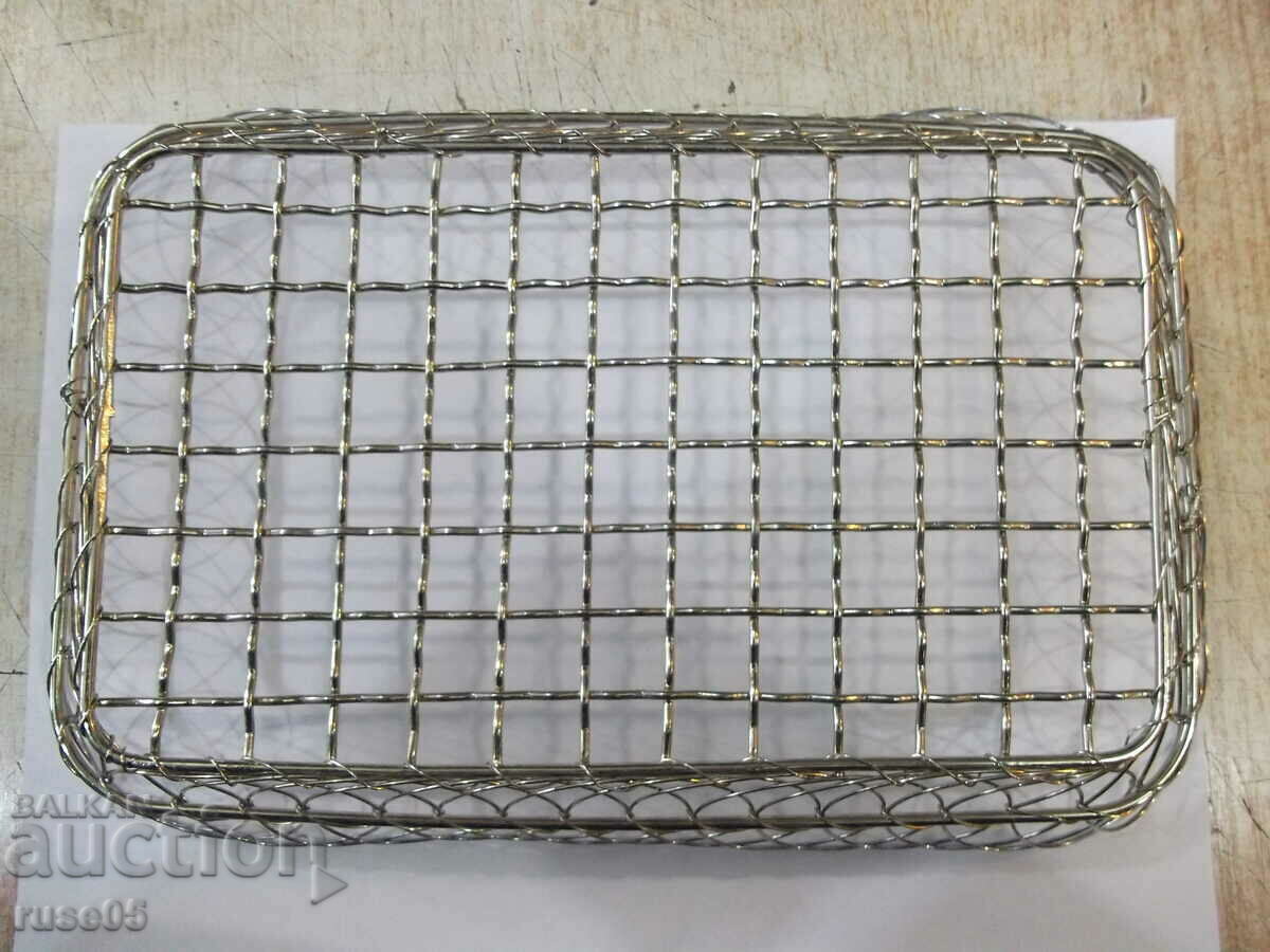 Auction Fruitiera metal filigree Auction Fruitiera metal filigree