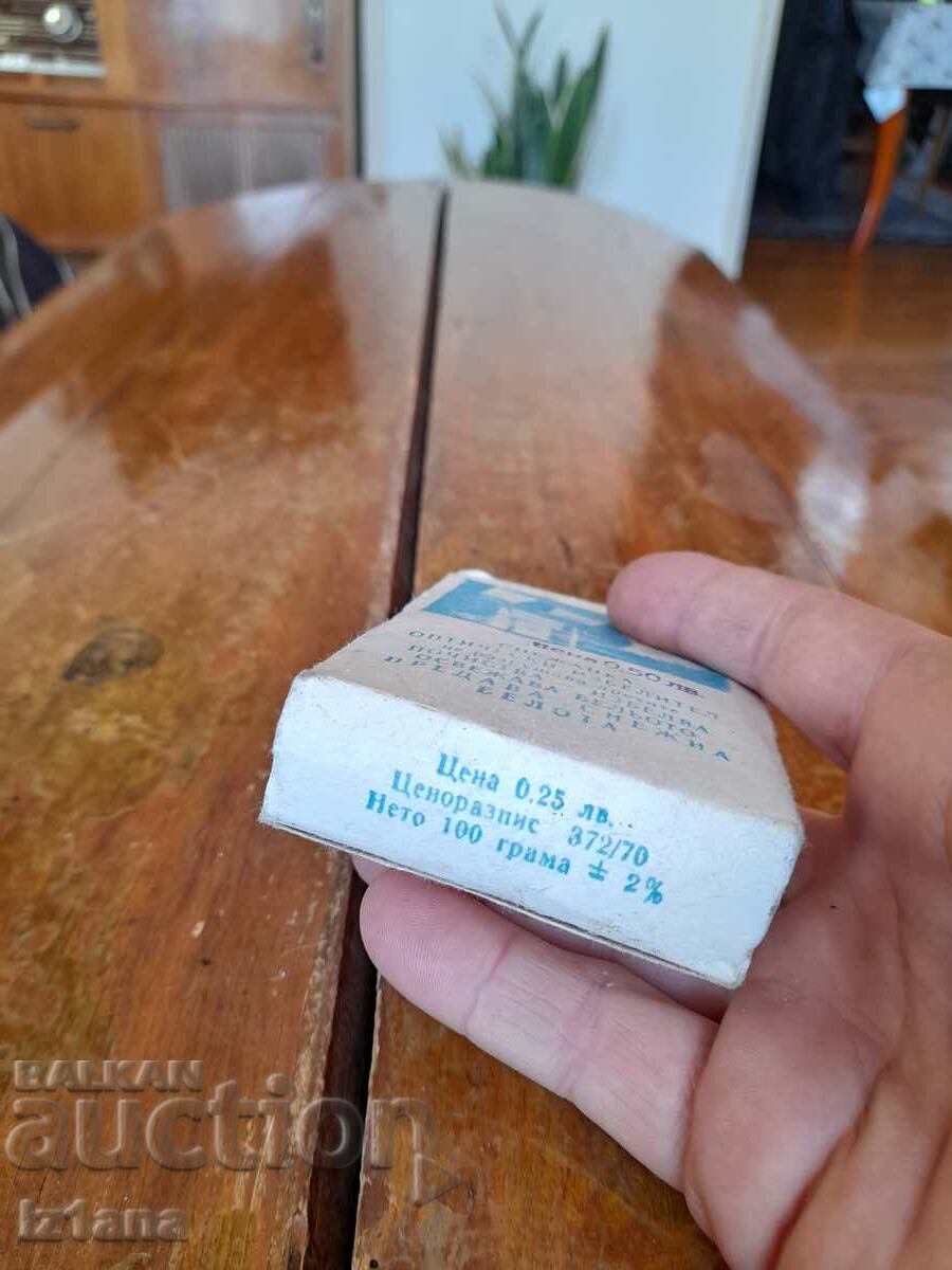 Аукцион Стар Оптически Избелител за дрехи Снежанка Аукцион Стар Оптически Избелител за дрехи Снежанка