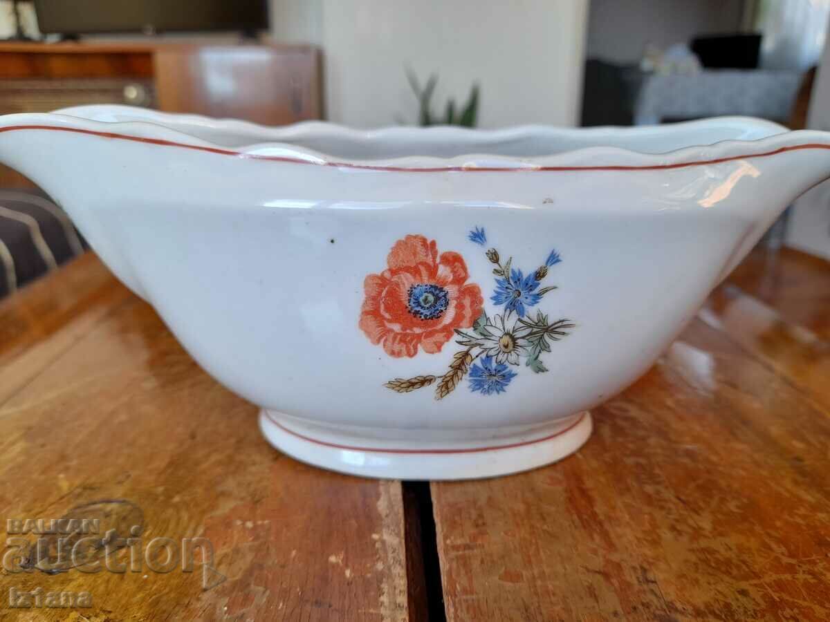 Old porcelain saucer with price 33.00 BGN | € 16.87 Old porcelain saucer with price 33.00 BGN | € 16.87