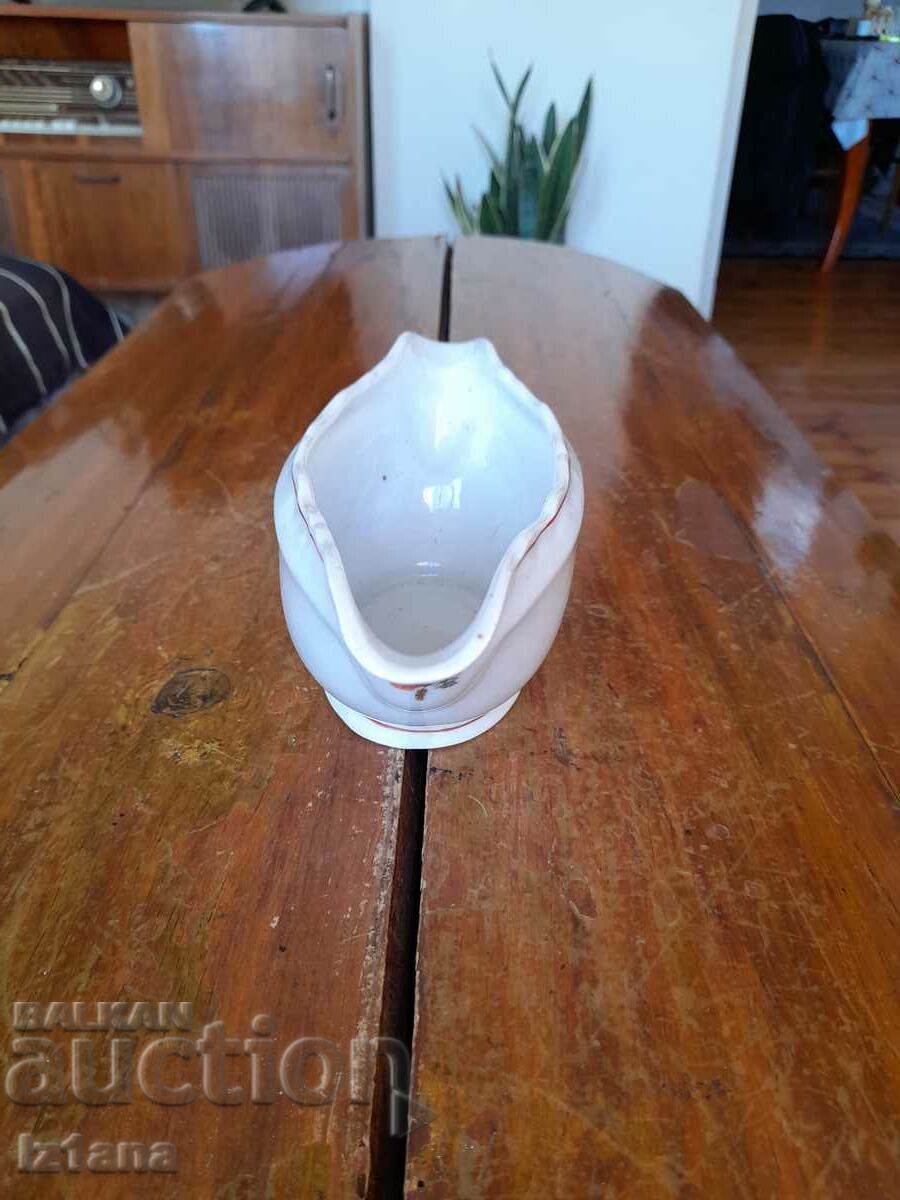 Auction Old porcelain saucer Auction Old porcelain saucer