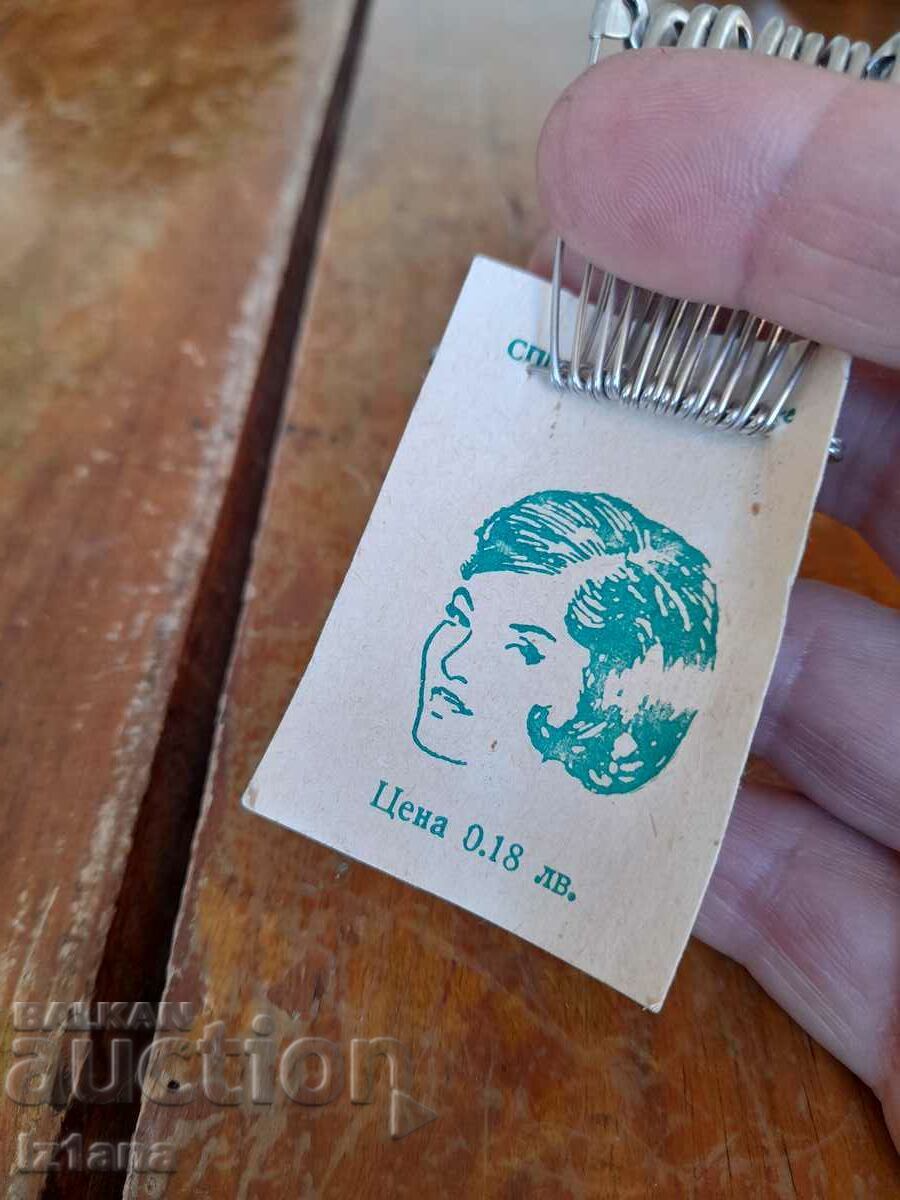 Licitație Ace de siguranță vechi Licitație Ace de siguranță vechi