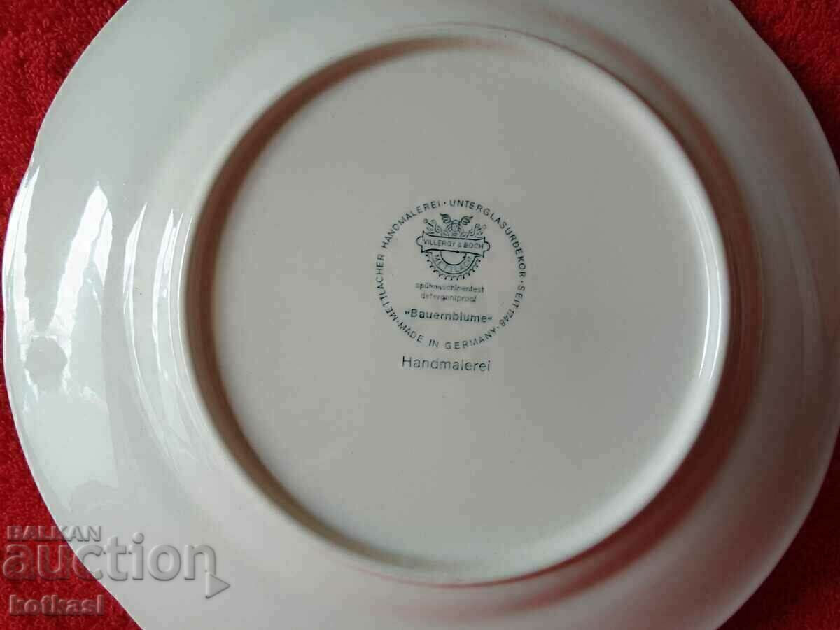 Παράδοση Παλιό πορσελάνινο πιάτο Villeroy&Boch Mettlach Germany Flowers Παράδοση Παλιό πορσελάνινο πιάτο Villeroy&Boch Mettlach Germany Flowers