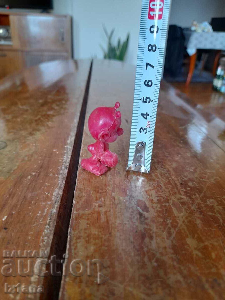 Old toy, figurine with price 12.00 BGN | € 6.14 Old toy, figurine with price 12.00 BGN | € 6.14