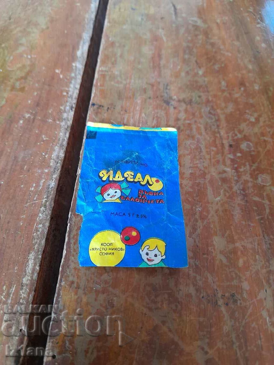 Old Ideal chewing gum packaging Old Ideal chewing gum packaging