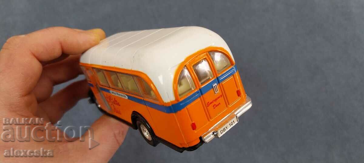 Delivery of Old toy - "Bus"