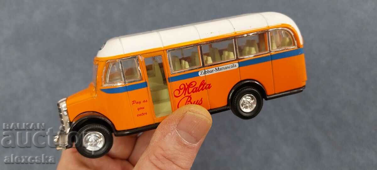 Стара играчка - "Автобус"