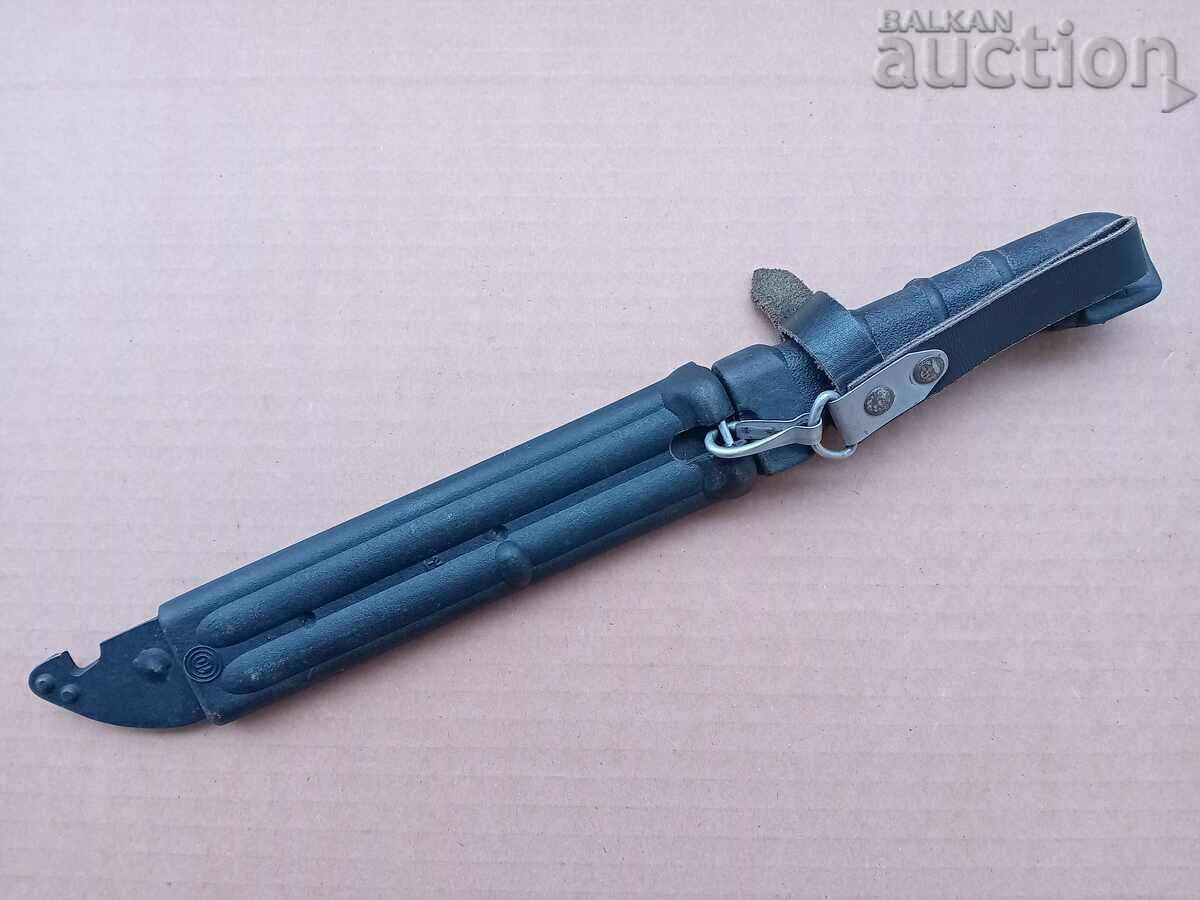 knife bayonet AKM 74 AK47 with caniya trench scissors for barbed wire with price 95.00 BGN | € 48.57 knife bayonet AKM 74 AK47 with caniya trench scissors for barbed wire with price 95.00 BGN | € 48.57