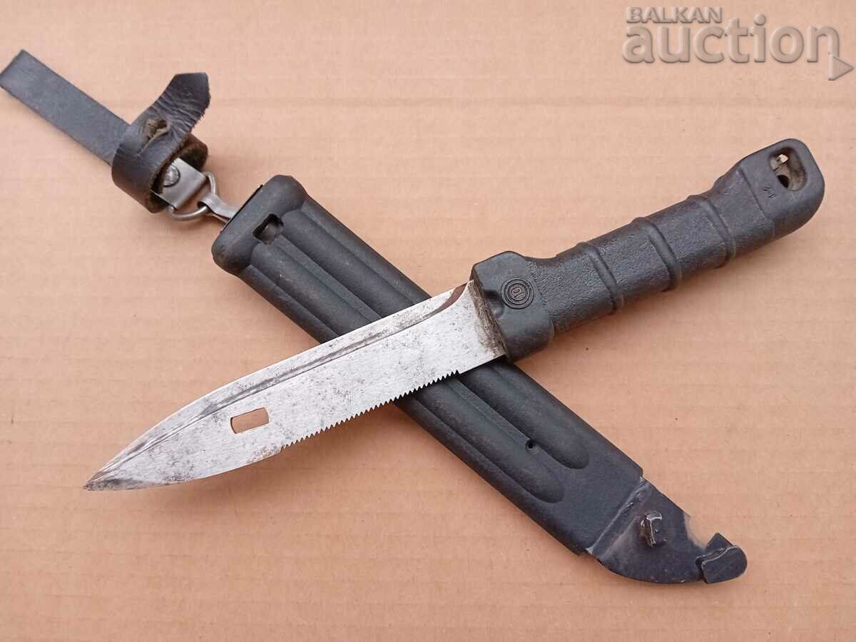 Delivery of knife bayonet AKM 74 AK47 with caniya trench scissors for barbed wire Delivery of knife bayonet AKM 74 AK47 with caniya trench scissors for barbed wire