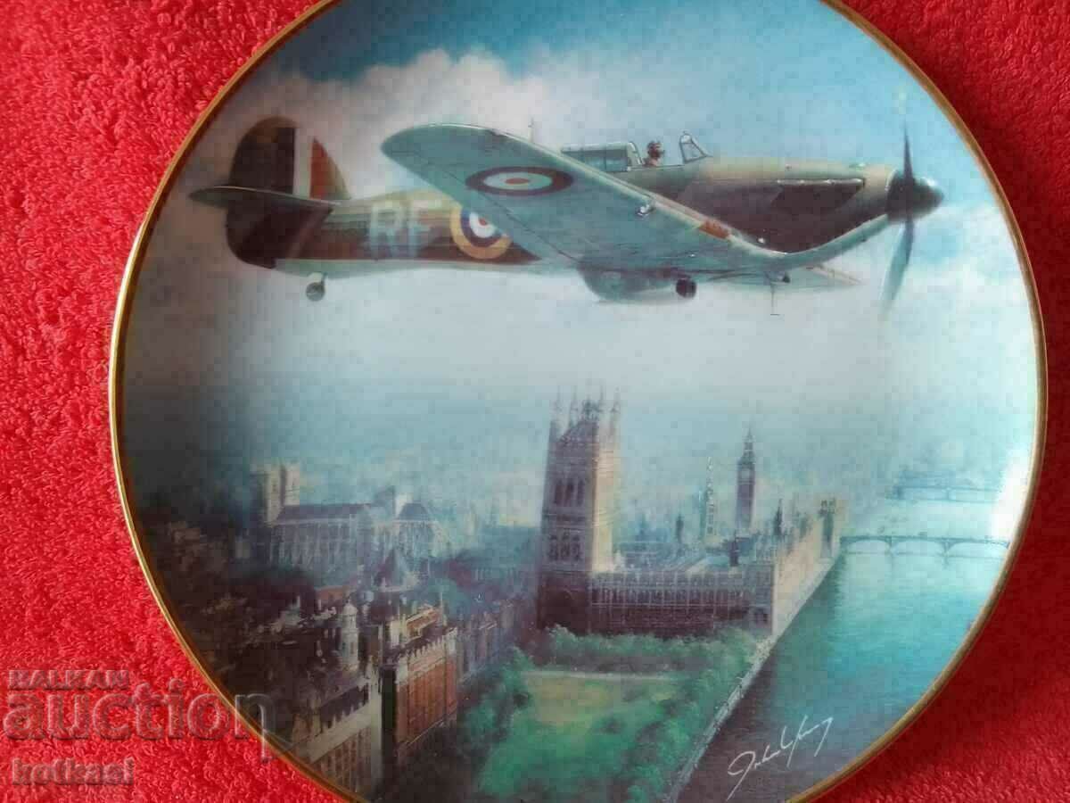 Delivery of Old porcelain plate marked signed Aircraft Palace Delivery of Old porcelain plate marked signed Aircraft Palace