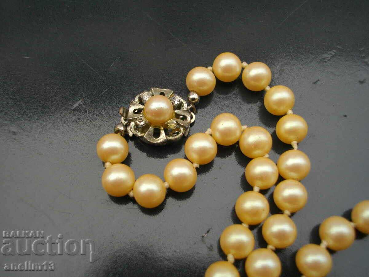 OLD PEARL NECKLACE NECKLACE with price 75.00 BGN | € 38.35 OLD PEARL NECKLACE NECKLACE with price 75.00 BGN | € 38.35