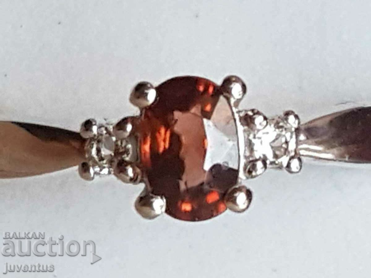 SILVER RING WITH RED ZIRCON (CAMBODIA) CERTIFICATE