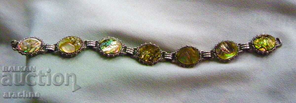 Silver bracelet with royal mother of pearl