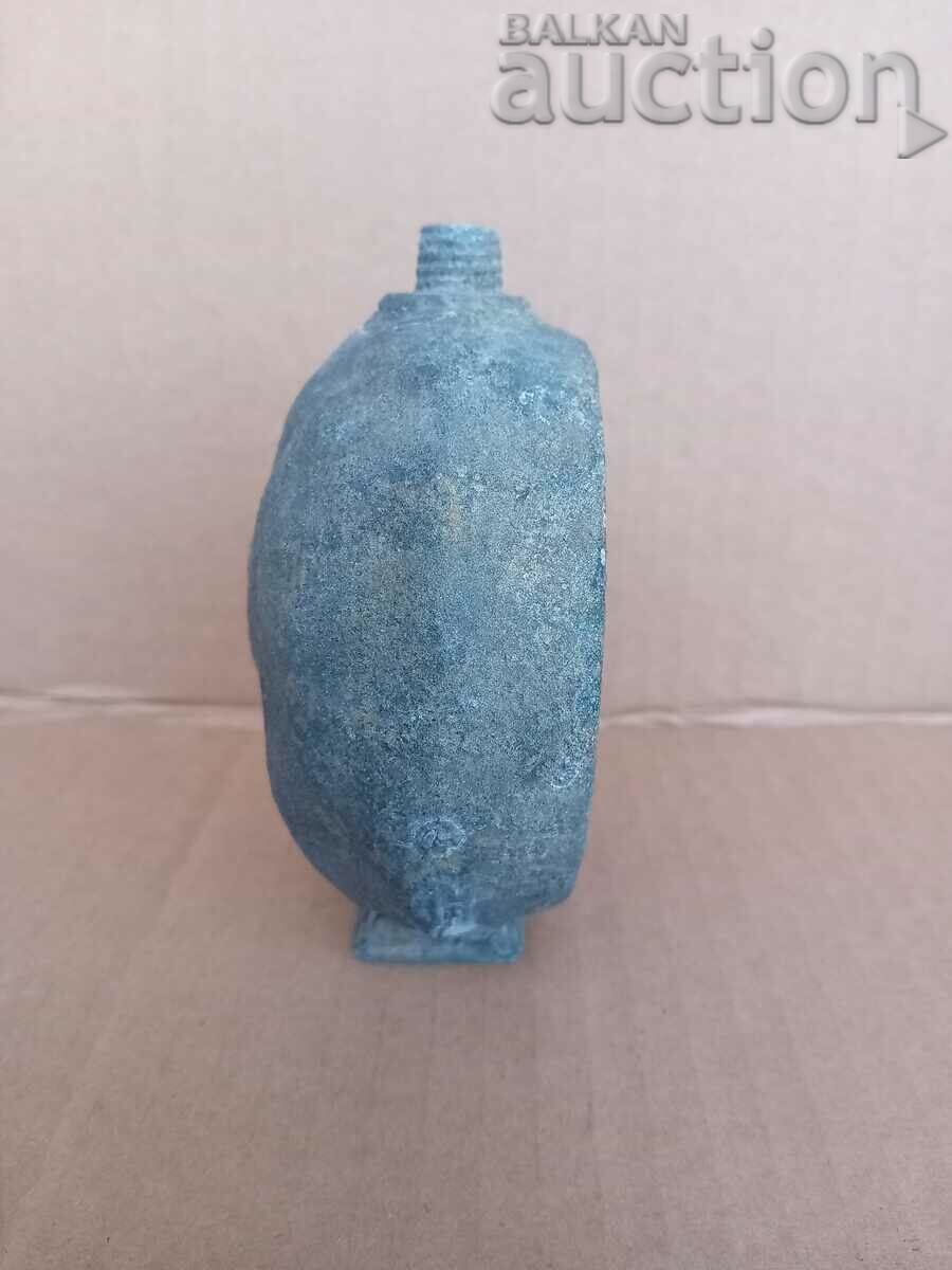 Delivery of Old Hajdush pewter vetlenik 18th century Delivery of Old Hajdush pewter vetlenik 18th century