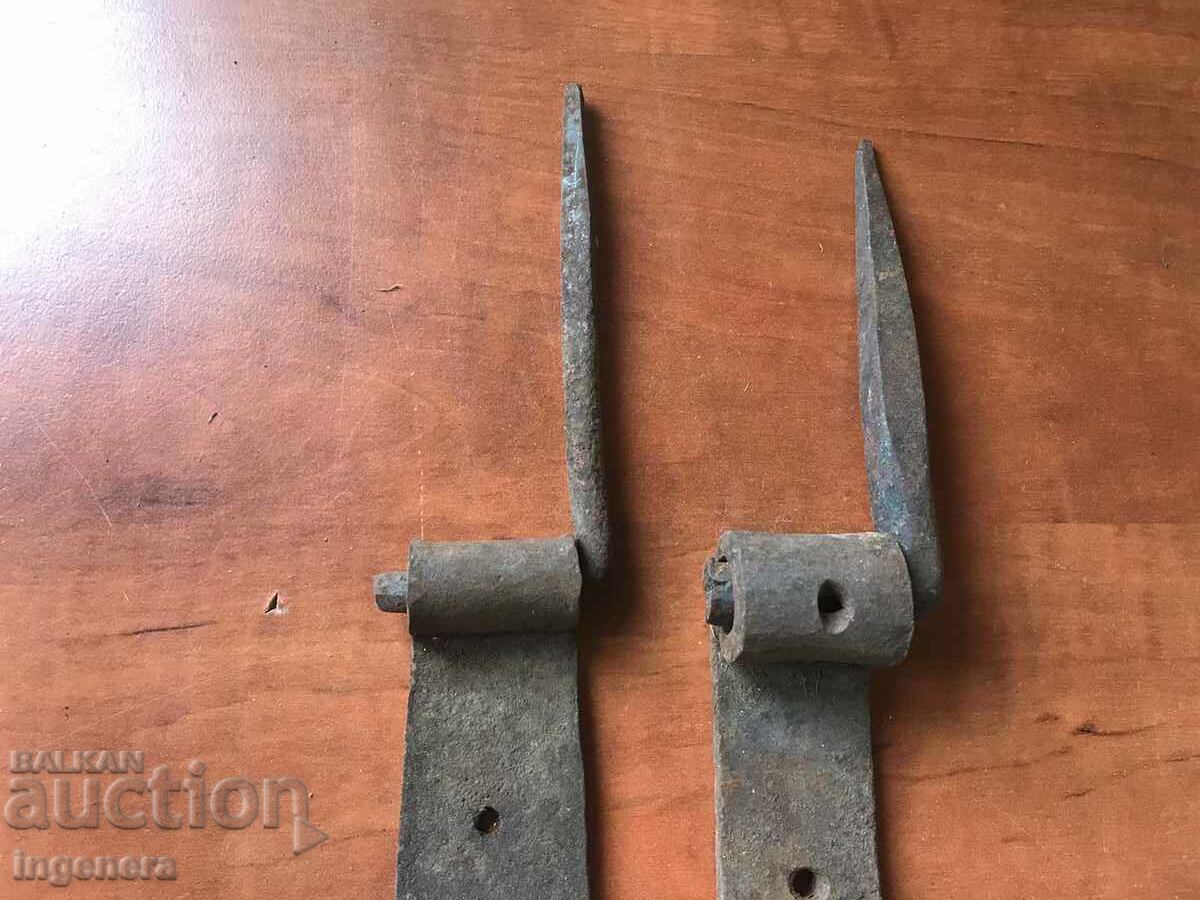 COUNTRY AND COUNTRY DOOR HINGE ANTIQUE 2 PCS with price 9.00 BGN | € 4.60 COUNTRY AND COUNTRY DOOR HINGE ANTIQUE 2 PCS with price 9.00 BGN | € 4.60