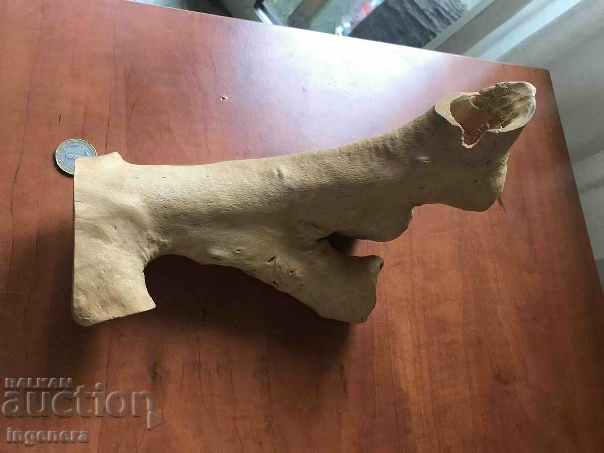 WOOD SCULPTURE CARVED FROM NATURE - 7 WOOD SCULPTURE CARVED FROM NATURE - 7