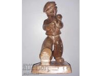 ΜΕΓΑΛΗ ΦΙΓΟΥΡΑ. ΓΕΡΜΑΝΙΑ.ΣΗΜΑΝΣΗ