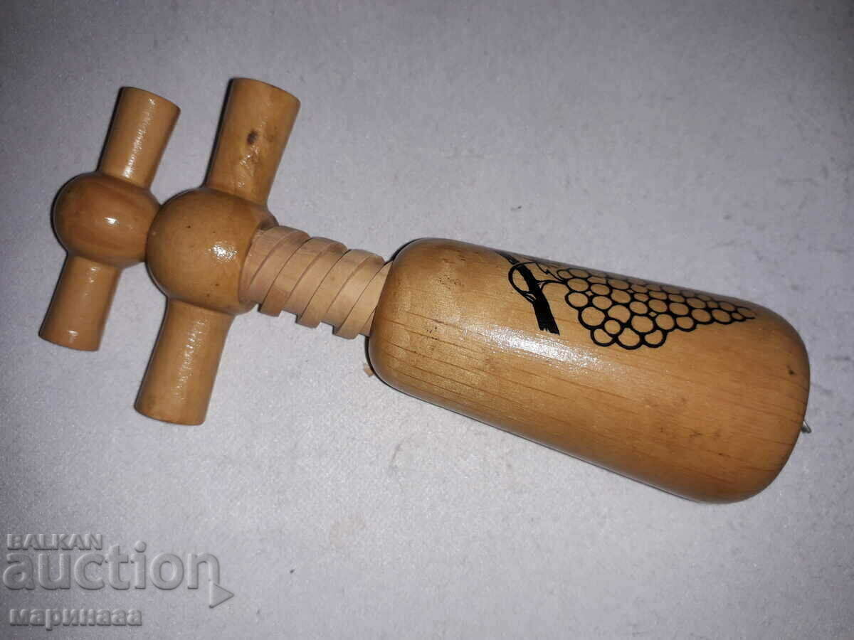 Auction CORKSCREW Auction CORKSCREW