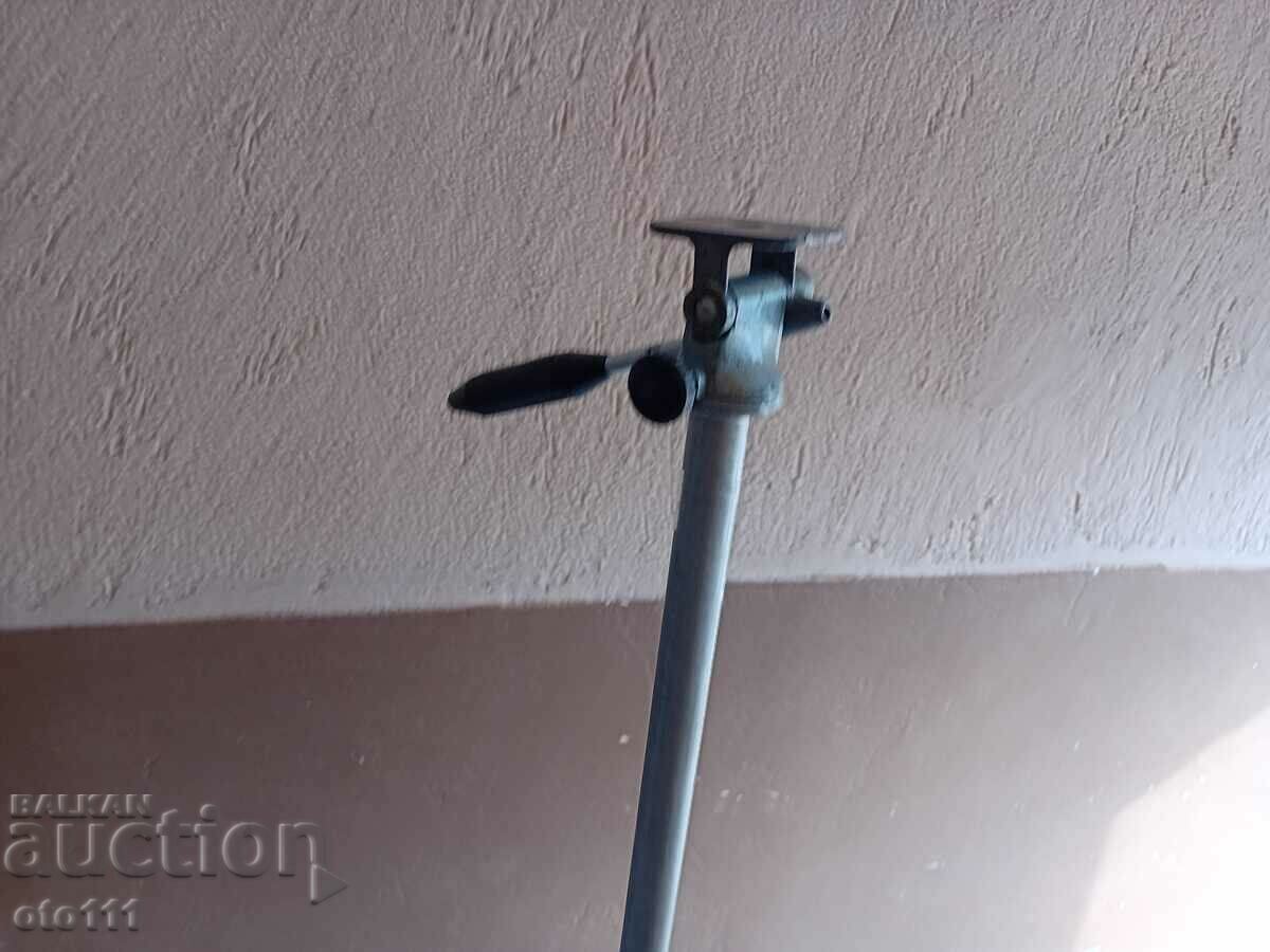 Δημοπρασία ΤΡΙΠΟΔΟ ΓΙΑ ΚΑΜΕΡΑ