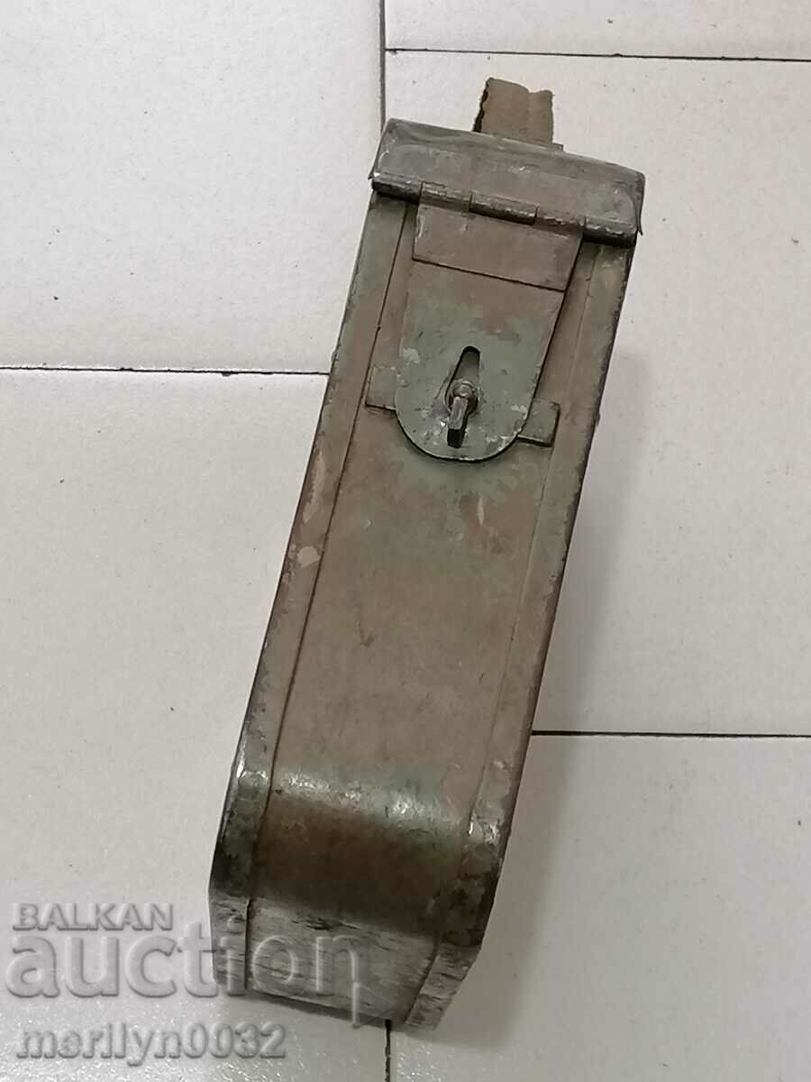 Box for cartridges, cartridge box for machine gun Maxim USSR with price 63.00 BGN | € 32.21 Box for cartridges, cartridge box for machine gun Maxim USSR with price 63.00 BGN | € 32.21