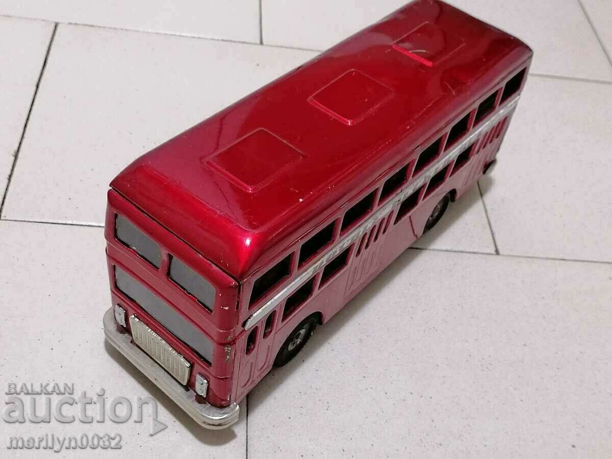 Delivery of Children's tin toy bus, car, stroller Delivery of Children's tin toy bus, car, stroller