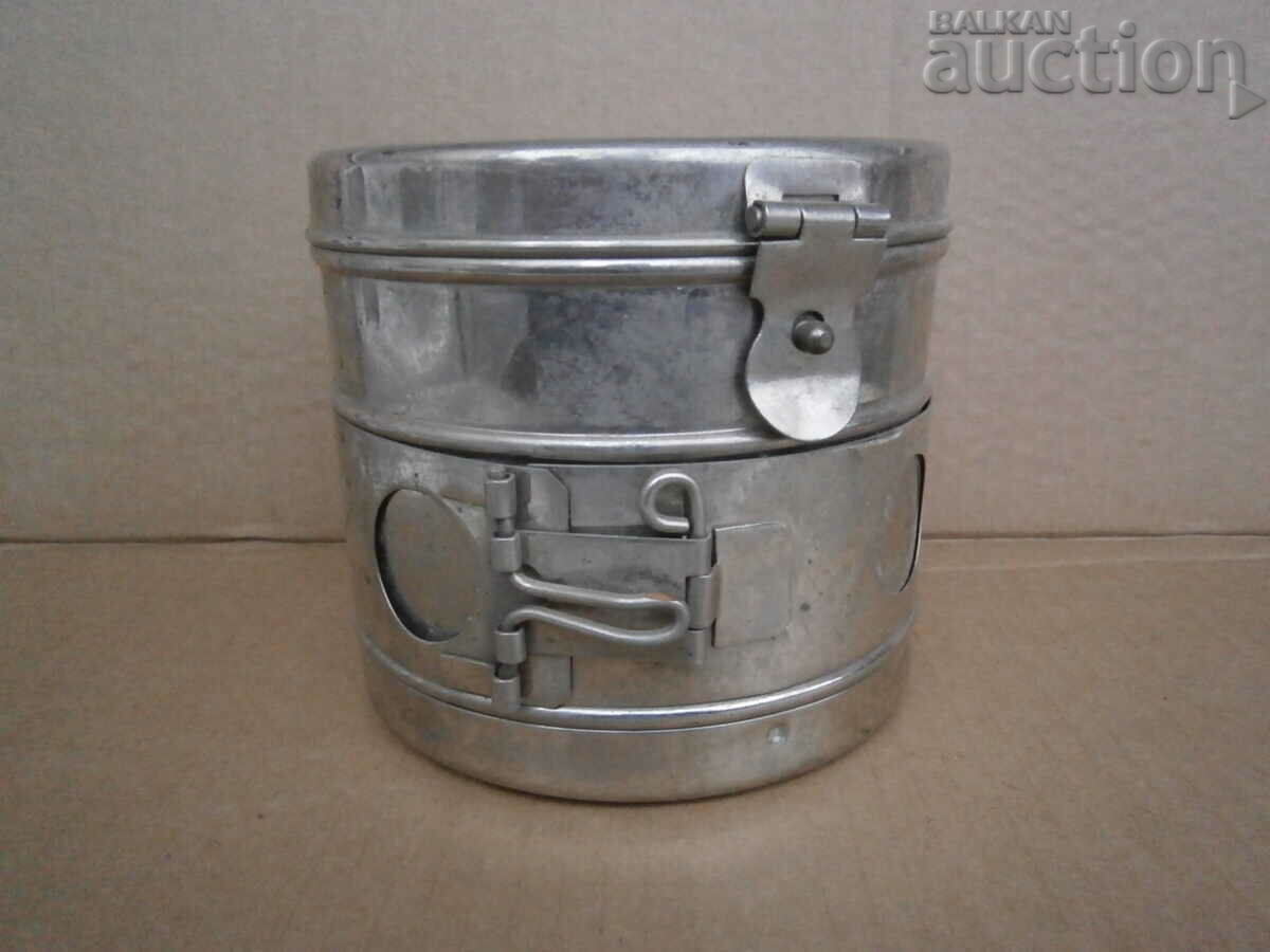 Auction vintage small medical box Auction vintage small medical box