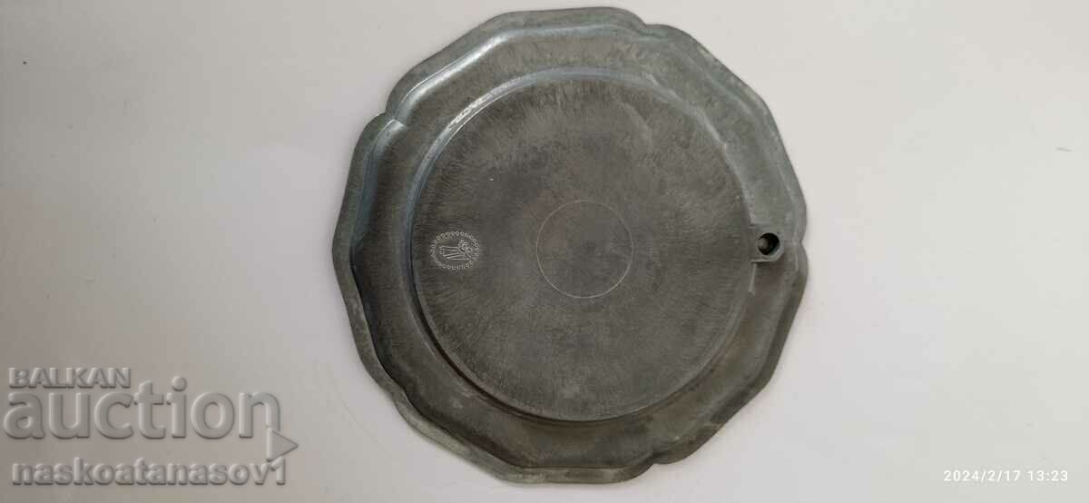 Collectible wall plate with price 5.00 BGN | € 2.56 Collectible wall plate with price 5.00 BGN | € 2.56