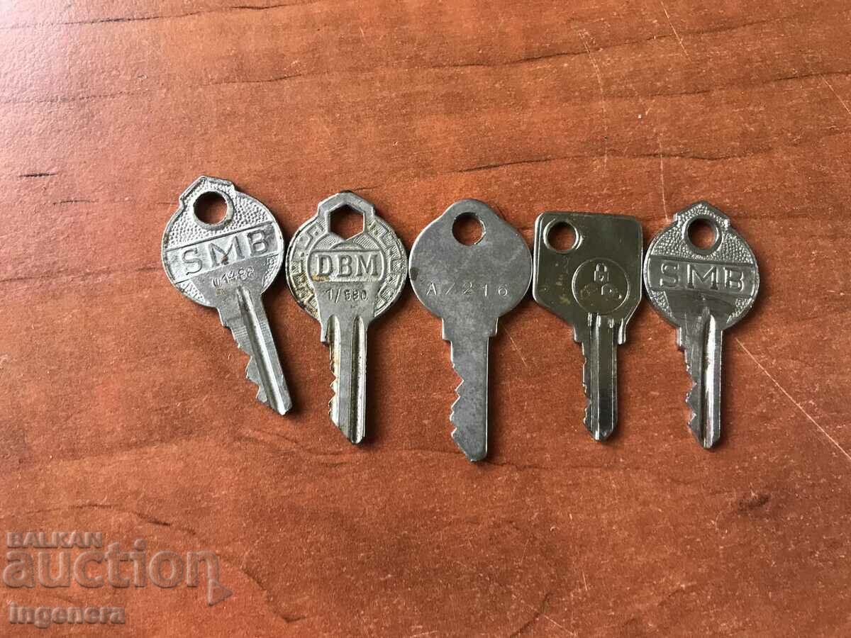 Delivery of KEY COLLECTION KEYS-5 PCS.