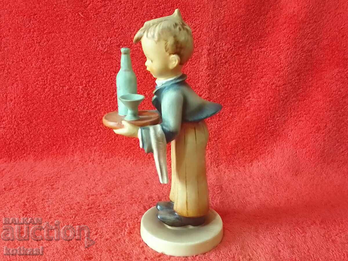 Old Goebel Hummel Child Boy σερβιτόρος πορσελάνινη φιγούρα με τιμή 195.50 BGN | € 99.96