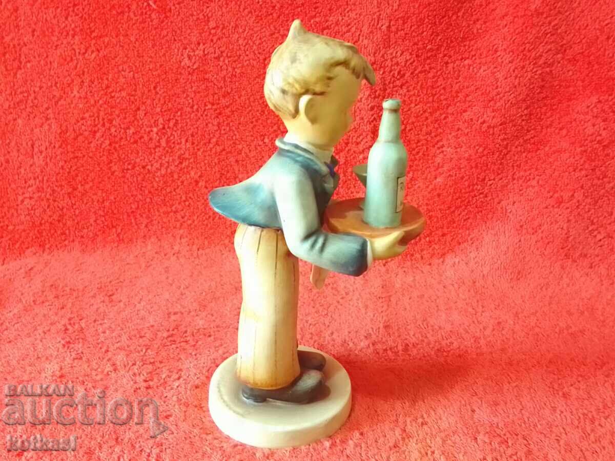 Παράδοση Old Goebel Hummel Child Boy σερβιτόρος πορσελάνινη φιγούρα