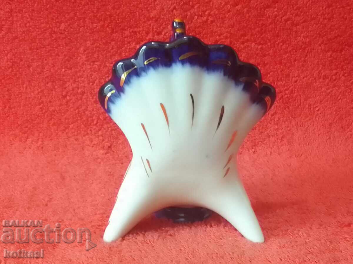 Auction Old porcelain figure LFZ MADE IN USSR Auction Old porcelain figure LFZ MADE IN USSR