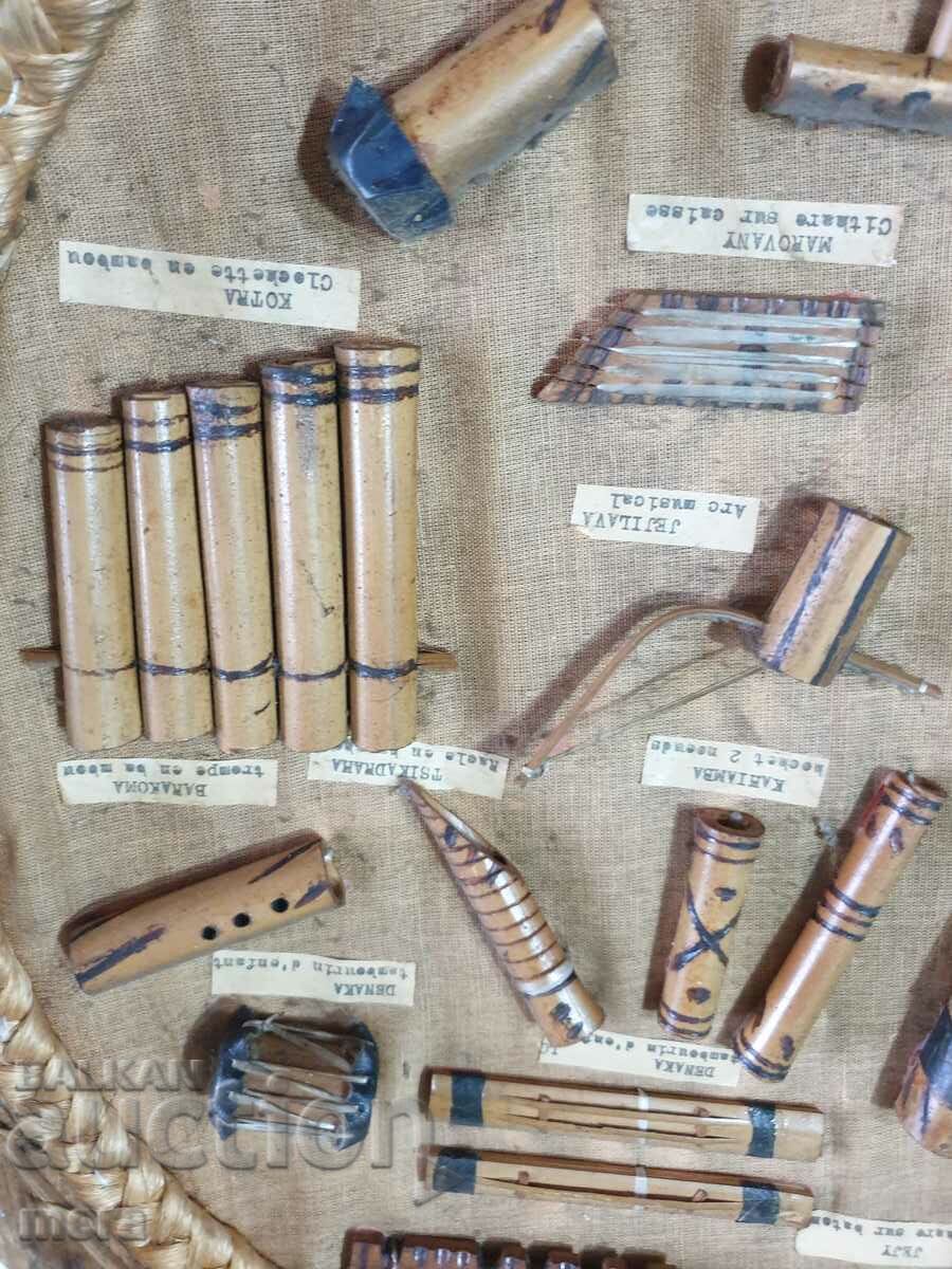 Vintage board of traditional Madagascar instruments - 7