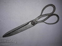 OLD SCISSORS. WROUGHT IRON. BG