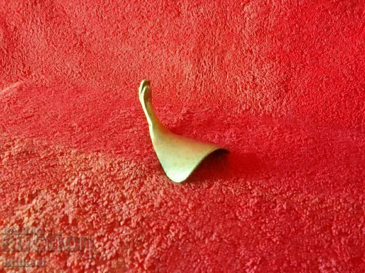 Old metal bronze shoemaker - 5