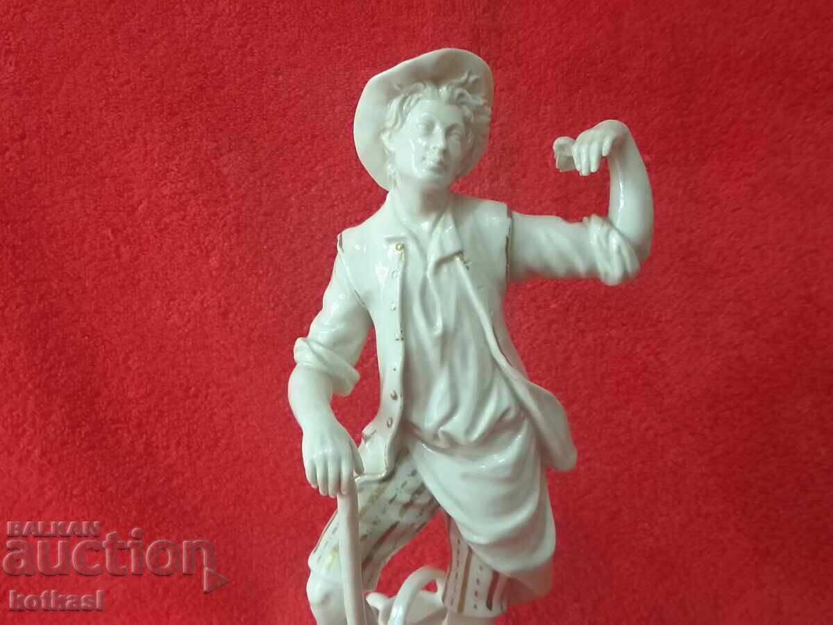Old porcelain figure Male gardener Florist Capadimonte with price 235.50 BGN | € 120.41 Old porcelain figure Male gardener Florist Capadimonte with price 235.50 BGN | € 120.41