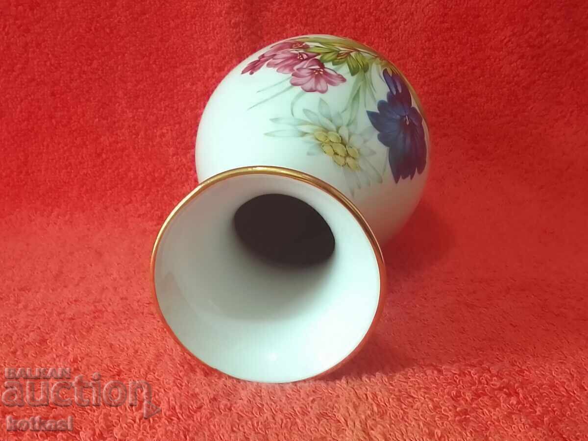 Old porcelain Vase Austria MAYRHOFEN gilded beauty - 5 Old porcelain Vase Austria MAYRHOFEN gilded beauty - 5