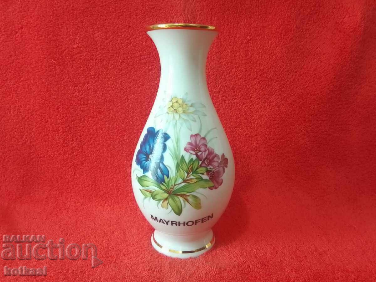 Old porcelain Vase Austria MAYRHOFEN gilded beauty Old porcelain Vase Austria MAYRHOFEN gilded beauty