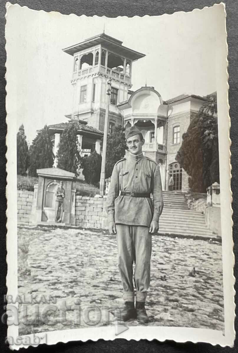 В.Търново Хижата след 1944 Войници
