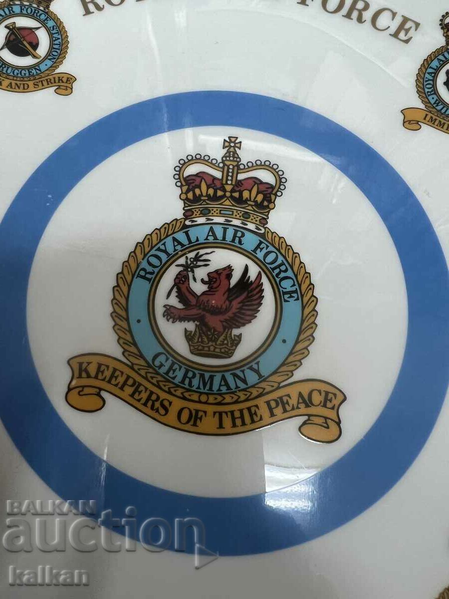 Auction Collector plate - English with suspension Auction Collector plate - English with suspension