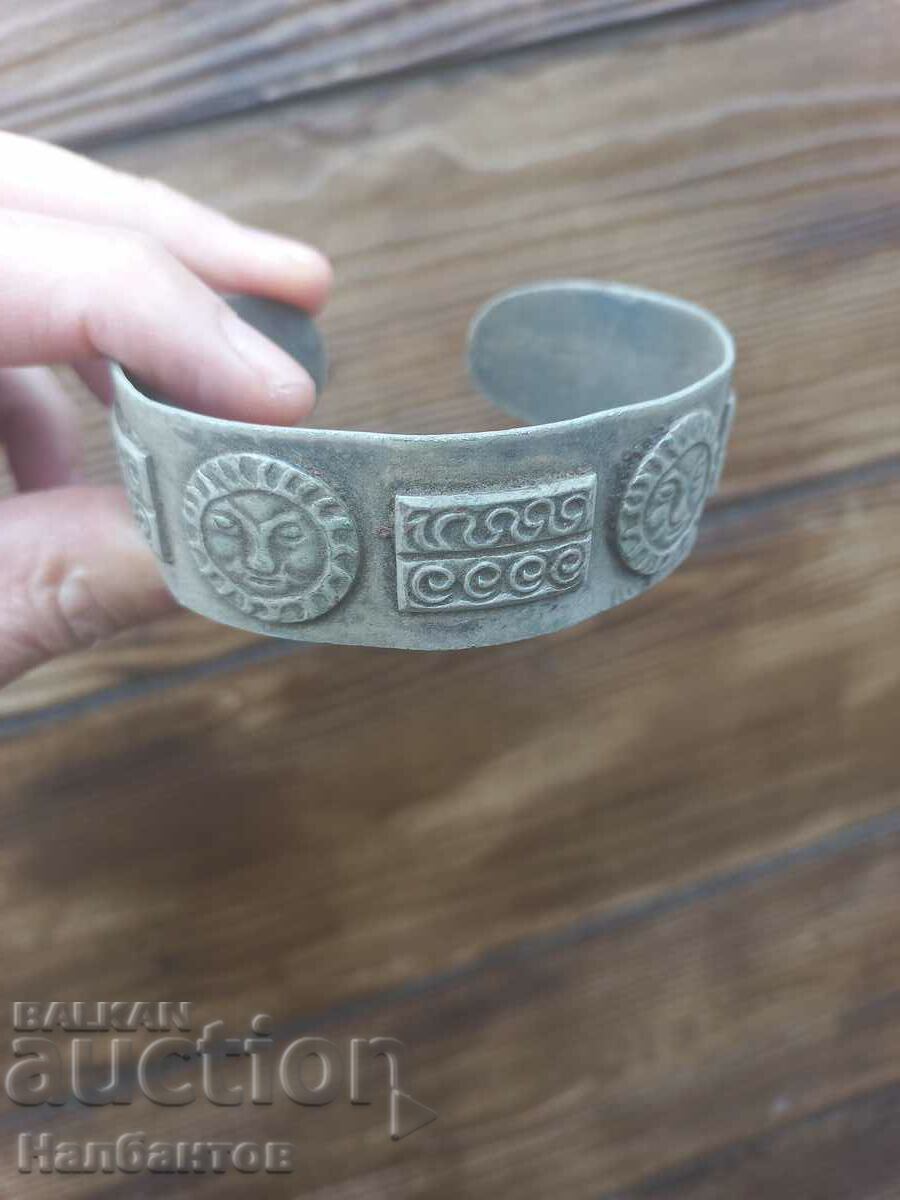 OLD SILVER BRACELET with price 250.00 BGN | € 127.82 OLD SILVER BRACELET with price 250.00 BGN | € 127.82