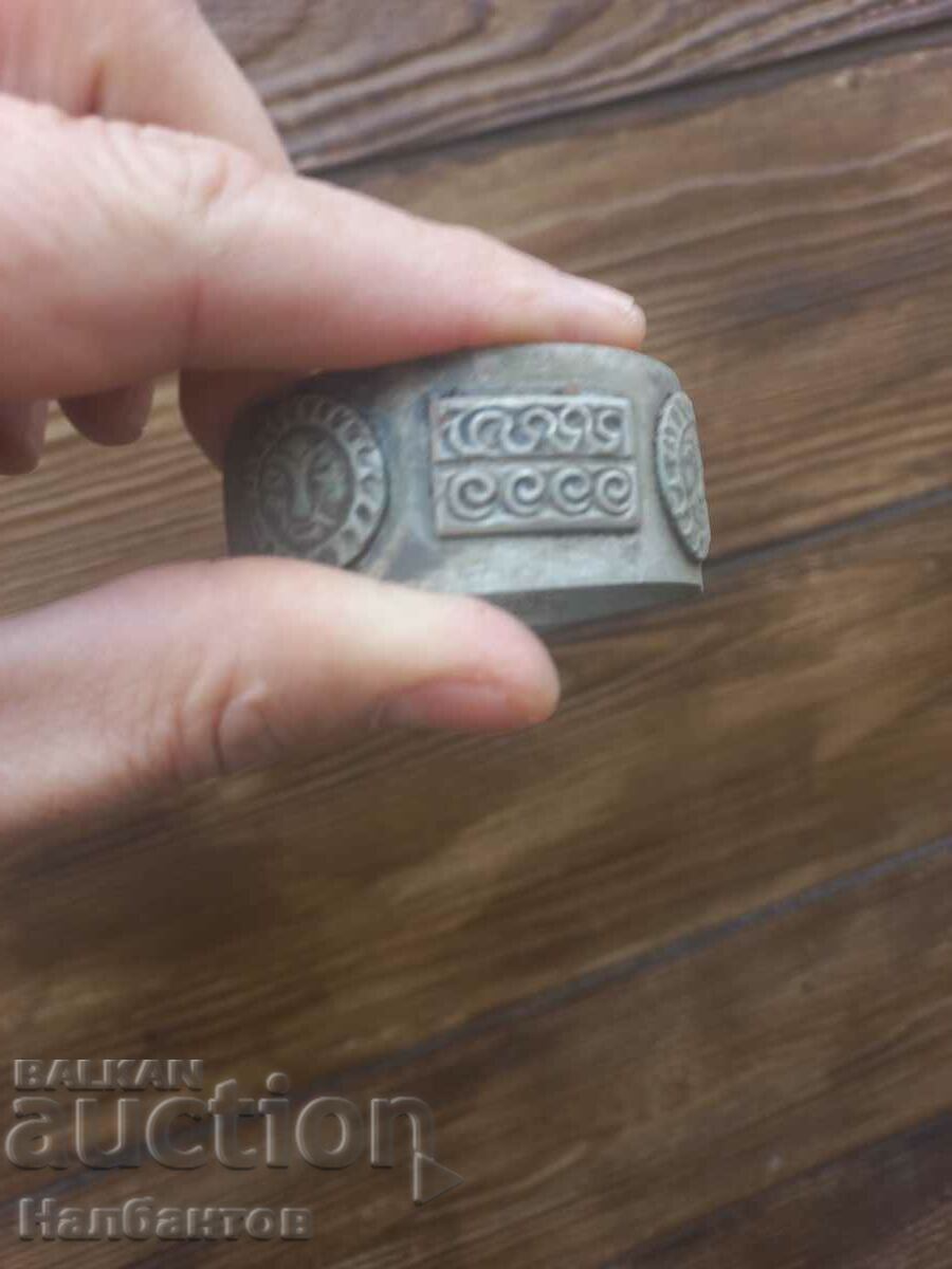 Auction OLD SILVER BRACELET Auction OLD SILVER BRACELET