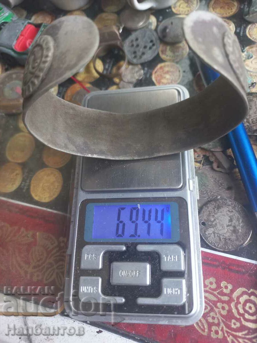 Delivery of OLD SILVER BRACELET Delivery of OLD SILVER BRACELET