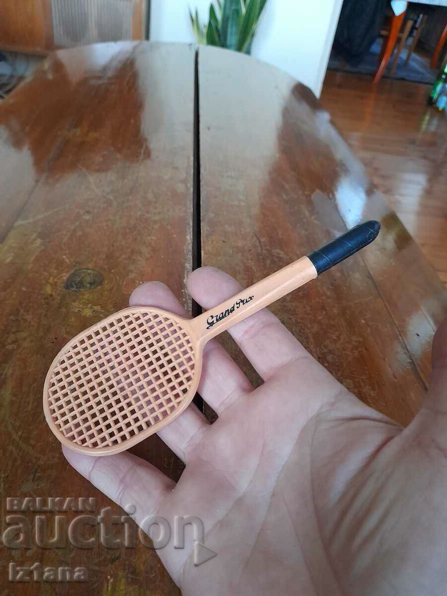 Old pen, pen, pen, tennis racket with price 10.00 BGN | € 5.11